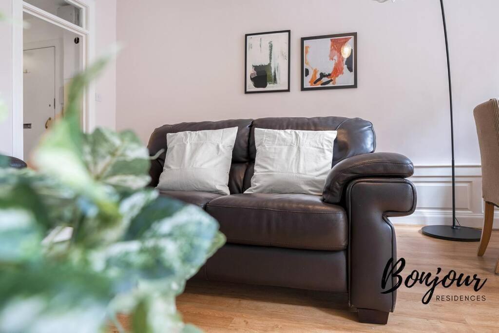 Monge Suite Old Town 2Br-1Ba, Near Royal Mile By Bonjour Residences Édimbourg Extérieur photo